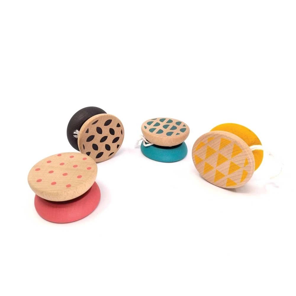 wooden yo-yo with Geometric pattern